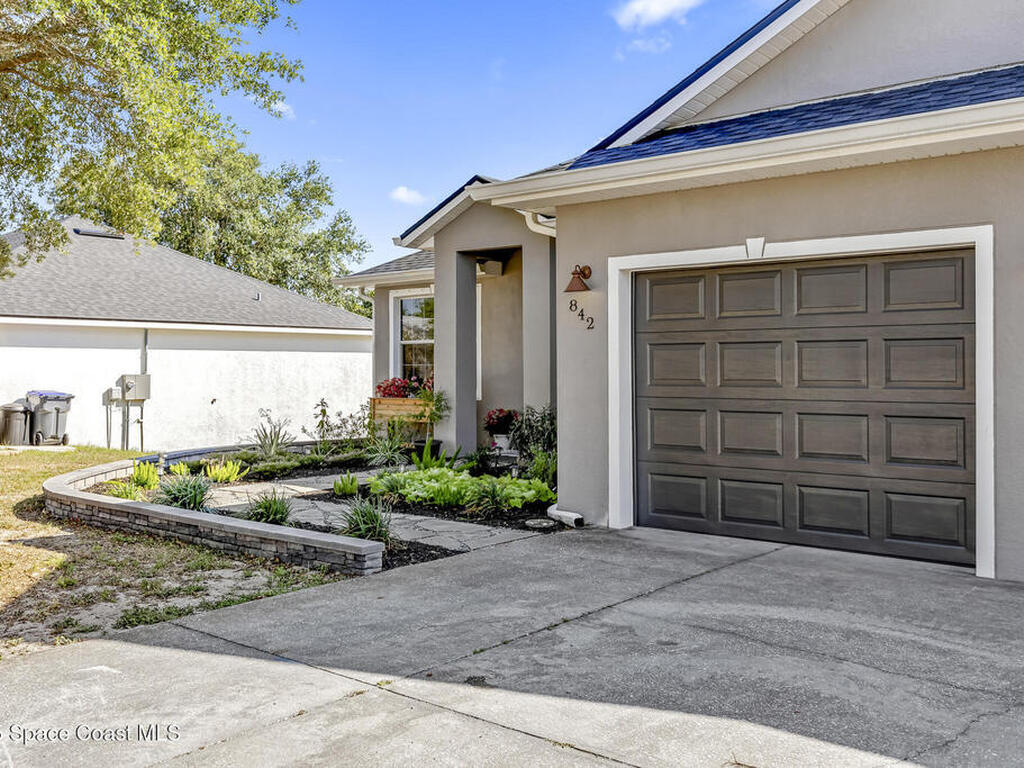842 Parkwood Avenue, Titusville, FL 32796
