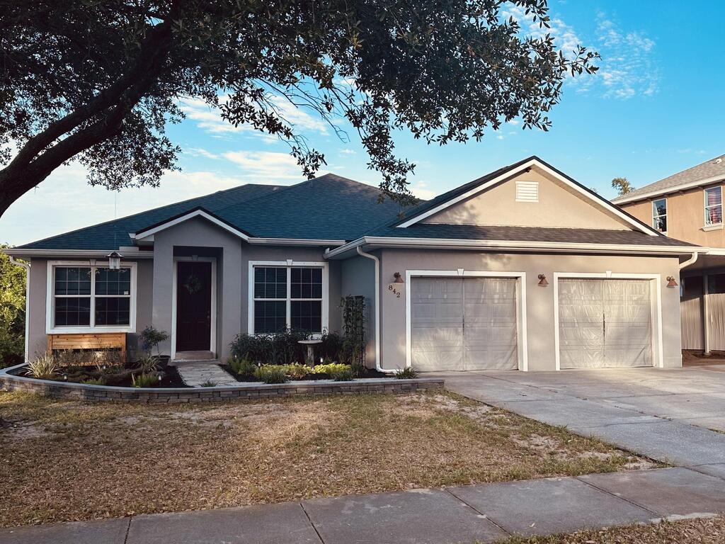 842 Parkwood Avenue, Titusville, FL 32796