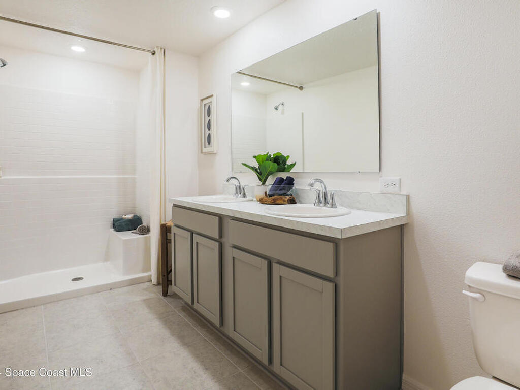 535 Hansare Street, Palm Bay, FL 32908