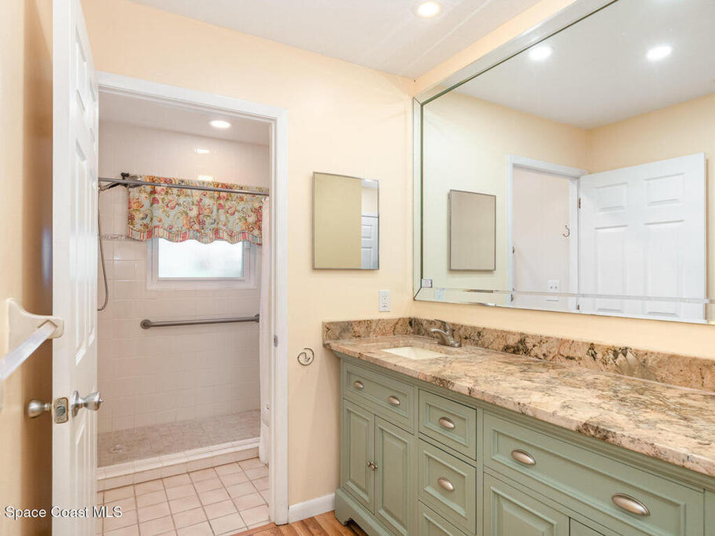 1355 Mayflower Avenue, Suntree, FL 32940