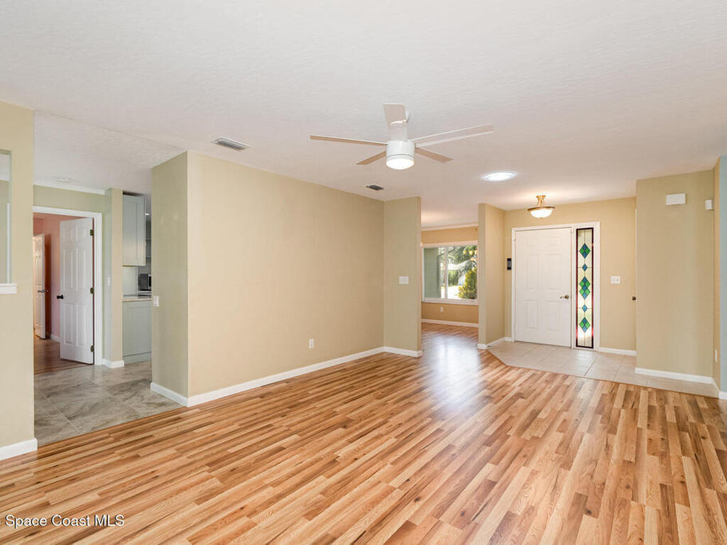 1355 Mayflower Avenue, Suntree, FL 32940