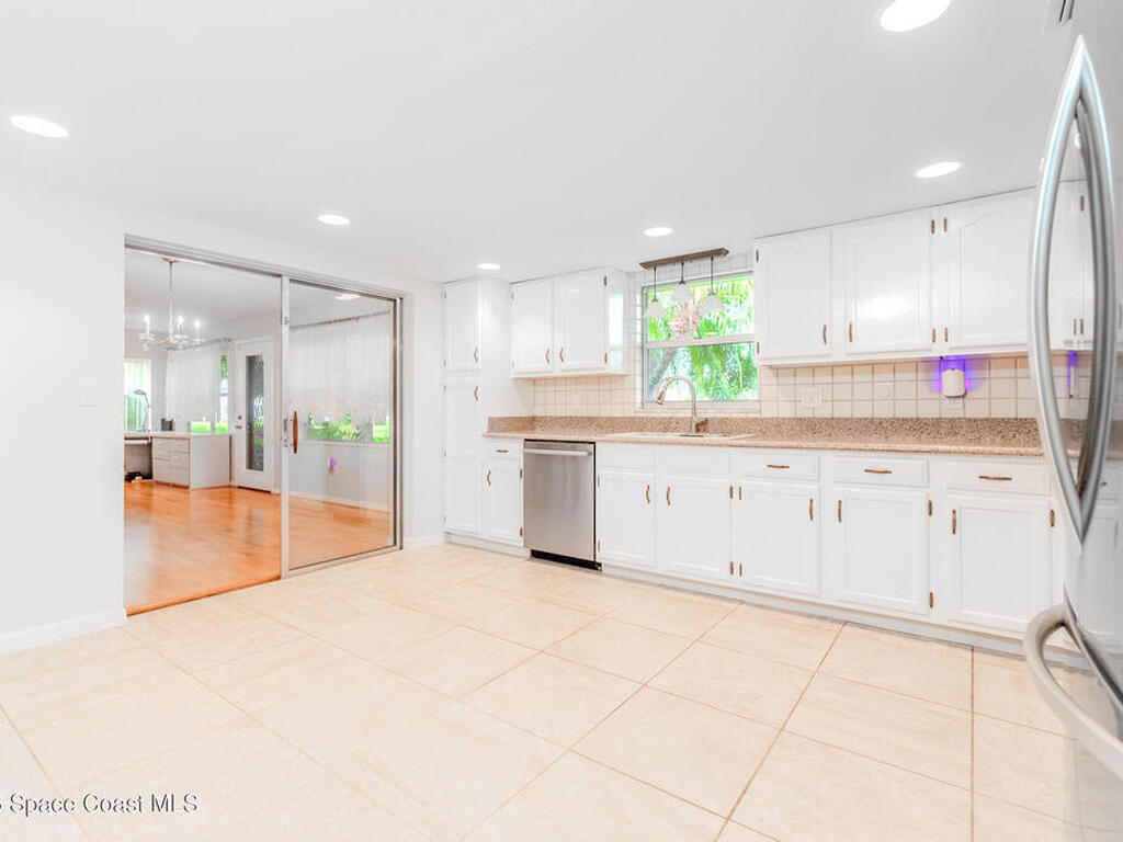 3605 Sawgrass Drive, Titusville, FL 32780