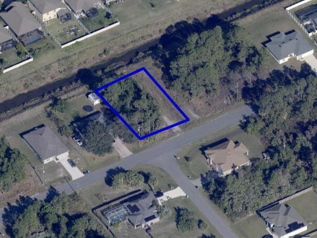 657 Paigo Street, Palm Bay, FL 32909