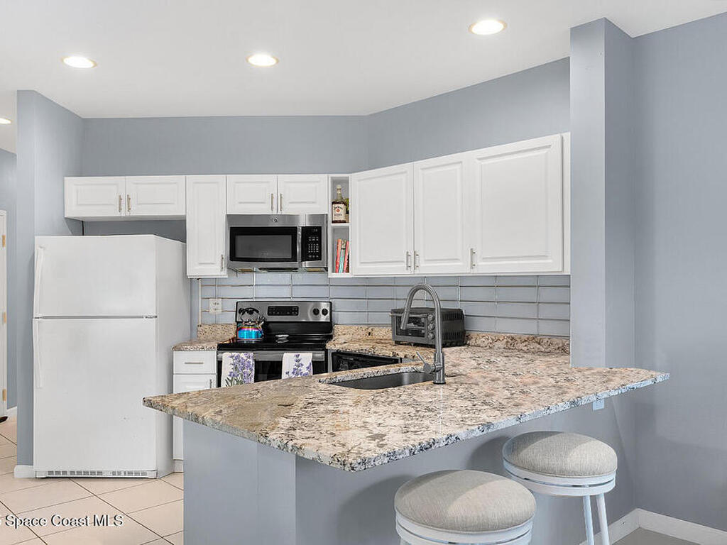 8903 Sandshot Court, Port St. Lucie, FL 34986