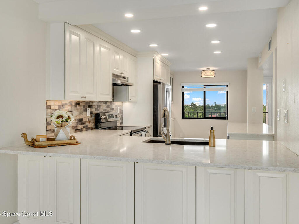 3220 River Villa Way, Melbourne Beach, FL 32951