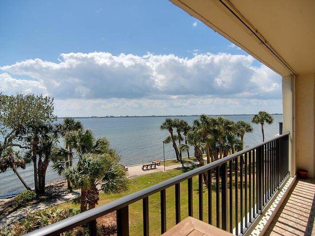 3220 River Villa Way, Melbourne Beach, FL 32951