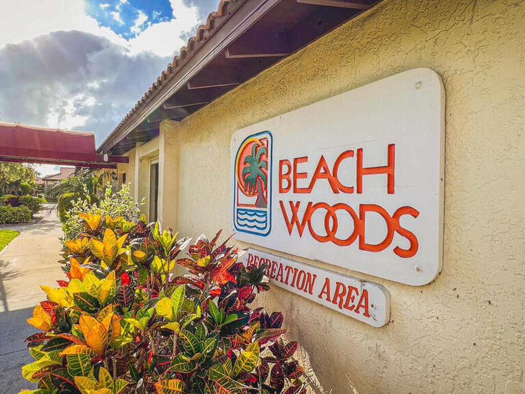 3220 River Villa Way, Melbourne Beach, FL 32951