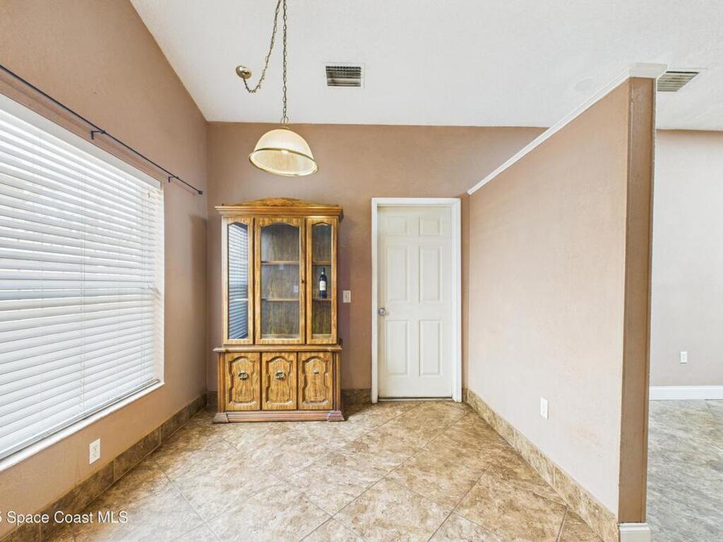 1657 Clover Circle, Melbourne, FL 32935