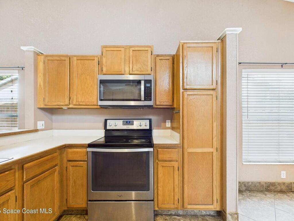 1657 Clover Circle, Melbourne, FL 32935