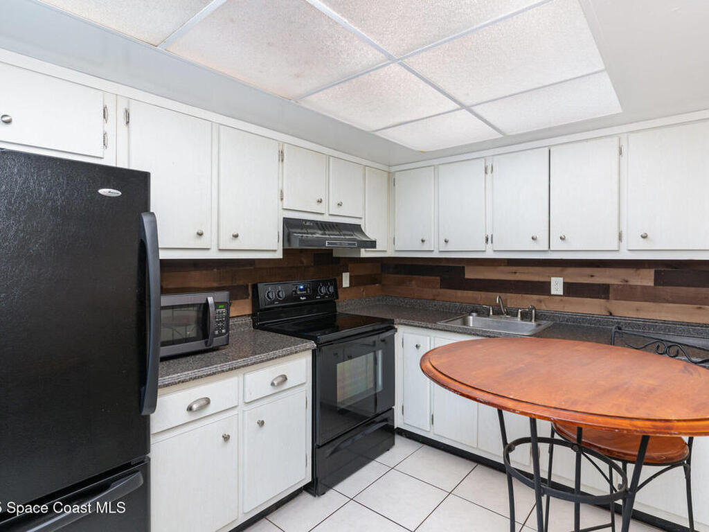 221 Columbia Drive, Cape Canaveral, FL 32920