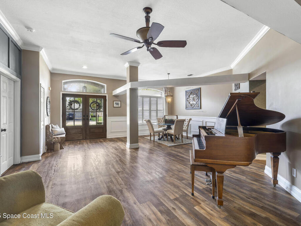 663 Sheridan Woods Drive, Melbourne, FL 32904