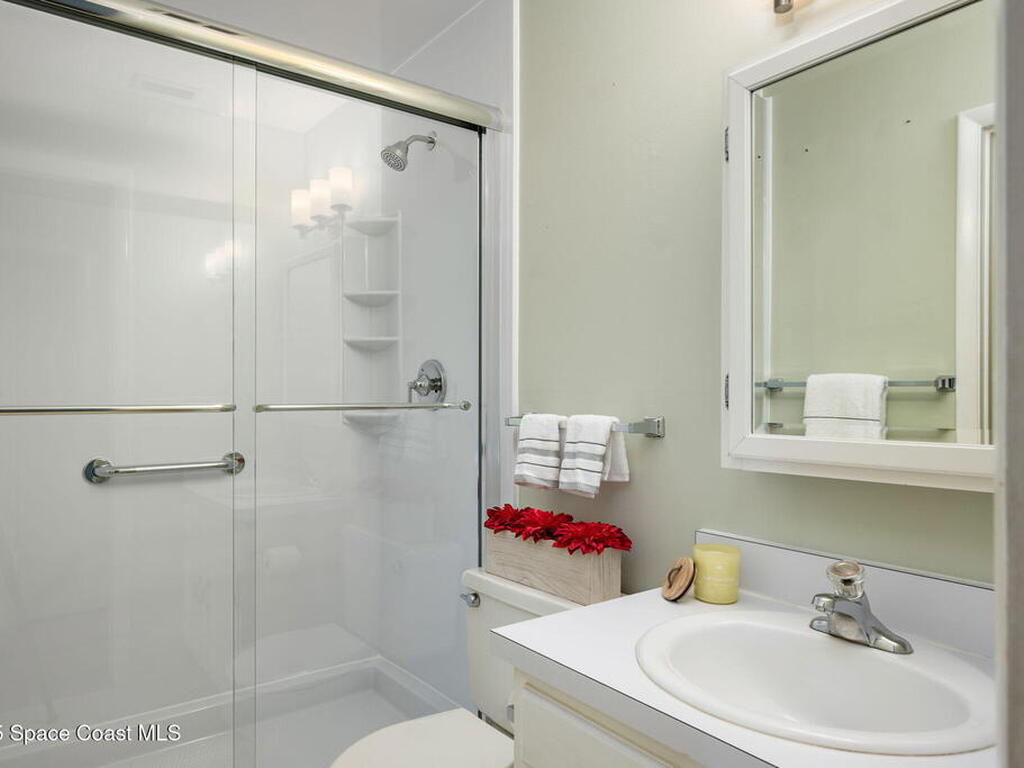 3 Vista Palm Lane, Vero Beach, FL 32962