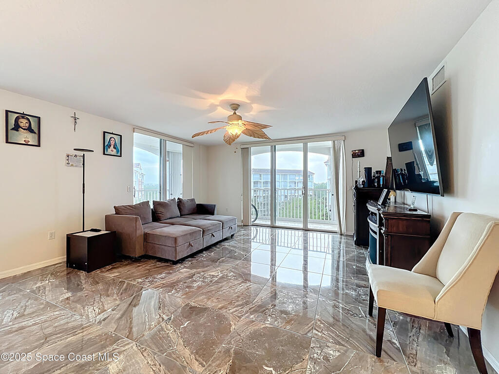 821 Del Rio Way, Merritt Island, FL 32953