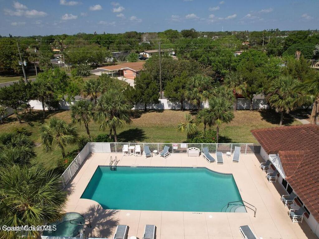 821 Del Rio Way, Merritt Island, FL 32953