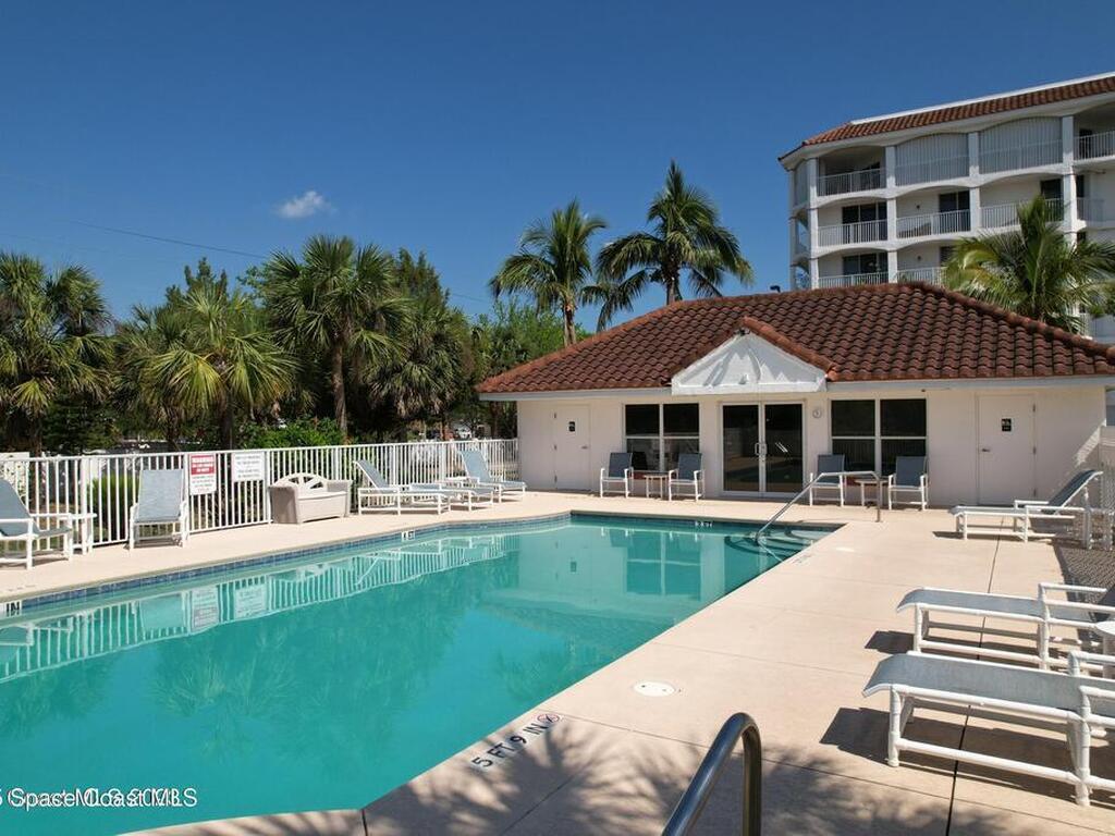 821 Del Rio Way, Merritt Island, FL 32953