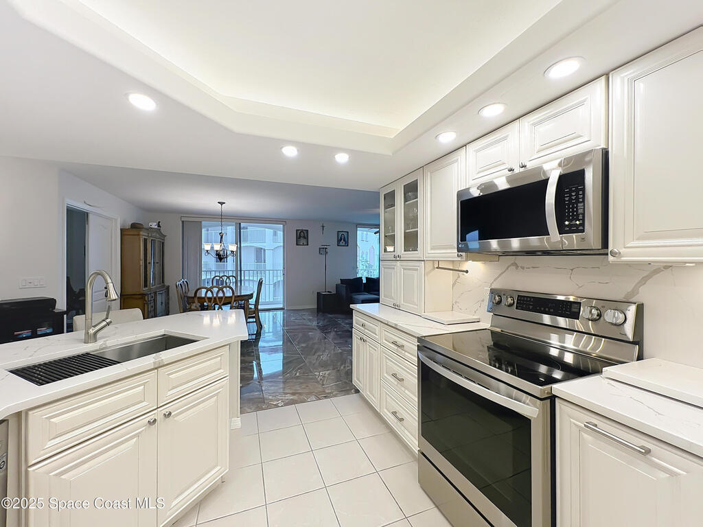 821 Del Rio Way, Merritt Island, FL 32953