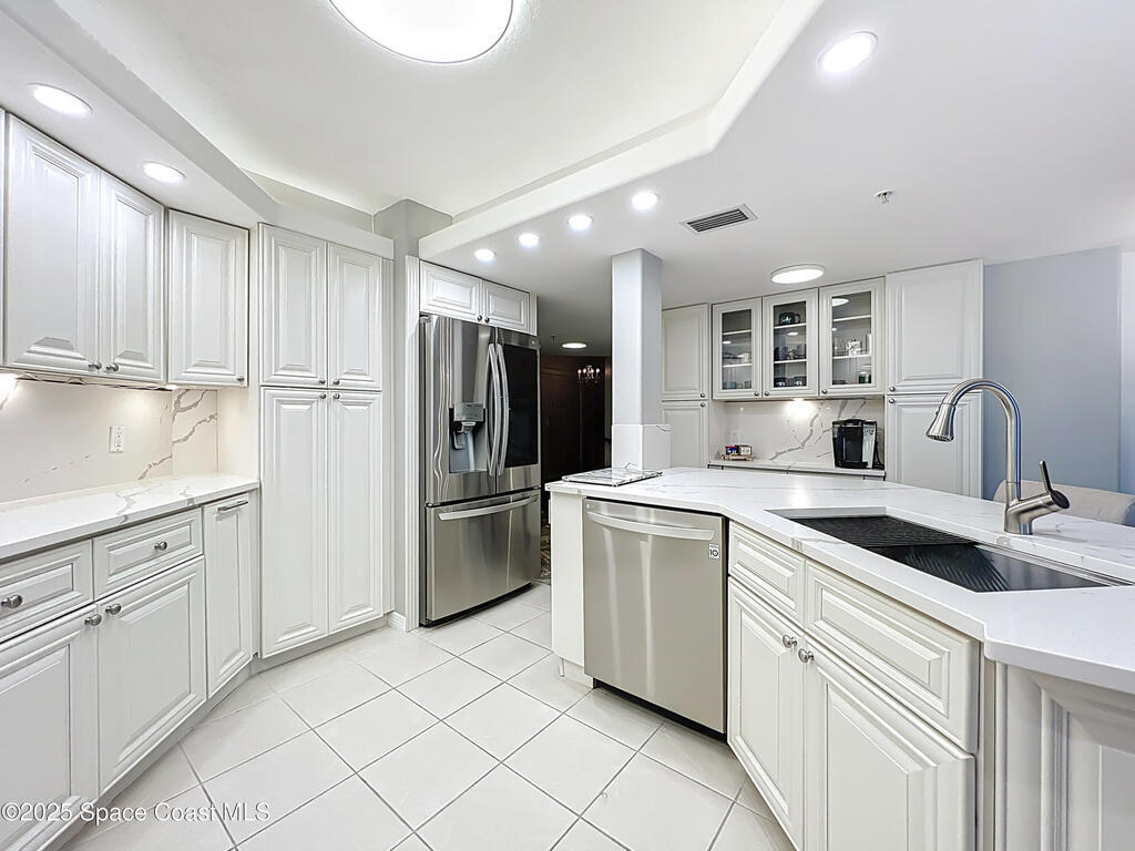 821 Del Rio Way, Merritt Island, FL 32953