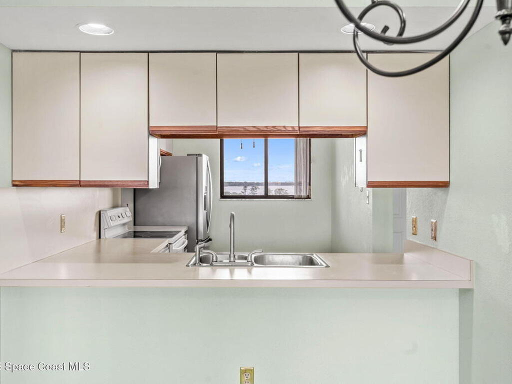 300 Columbia Drive, Cape Canaveral, FL 32920