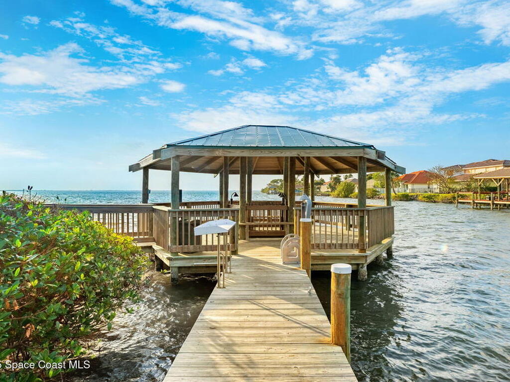 300 Columbia Drive, Cape Canaveral, FL 32920