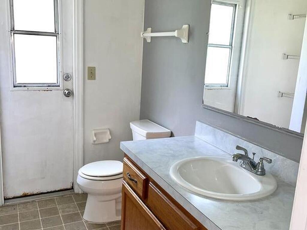 2425 Cogan Drive, Palm Bay, FL 32909