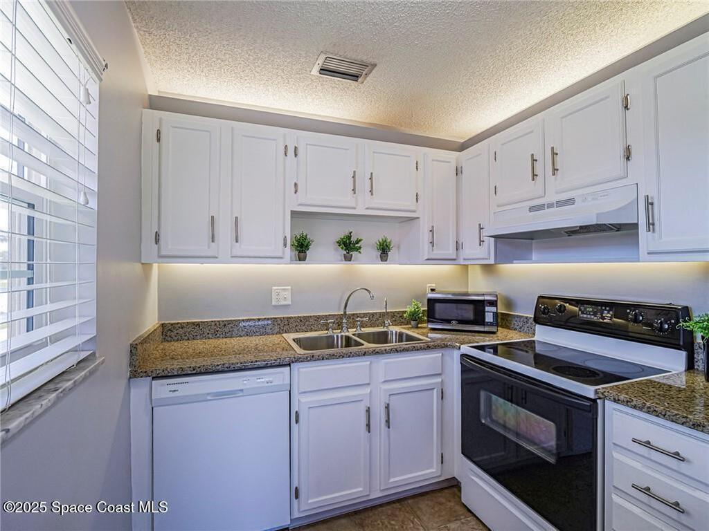 66 Woodland Drive, Vero Beach, FL 32962