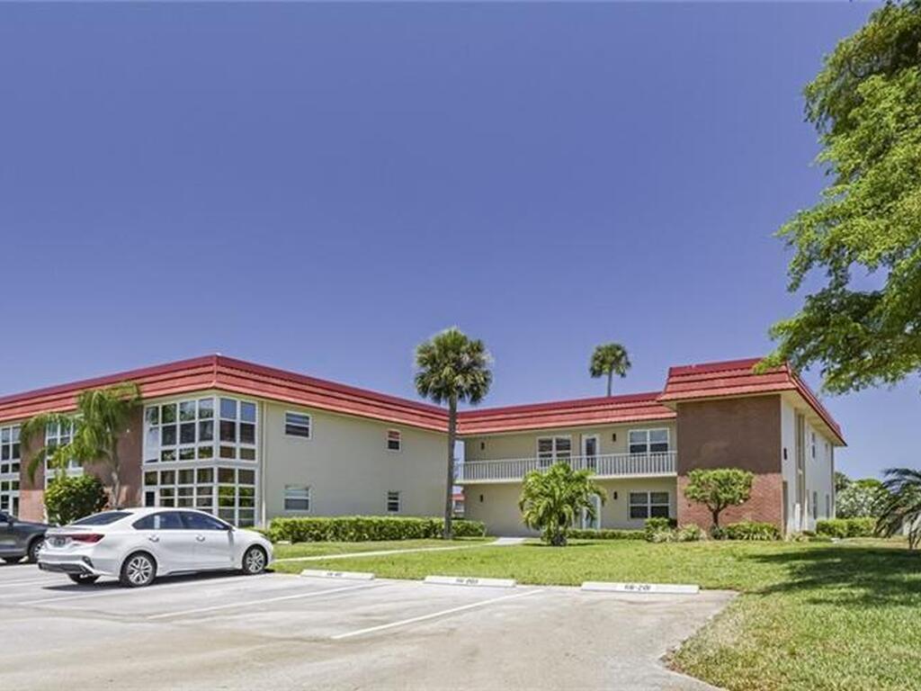 66 Woodland Drive, Vero Beach, FL 32962