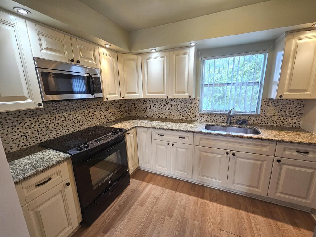 3135 Shady Dell Lane, Melbourne, FL 32935