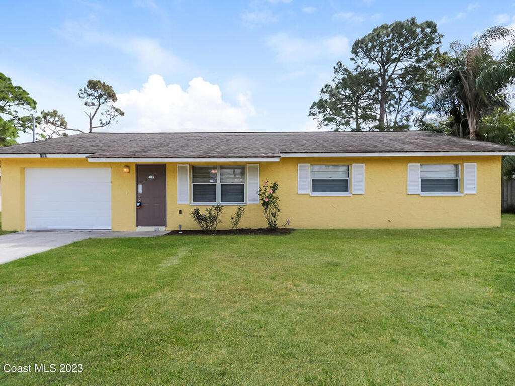 159 NW Avens Street, Port St. Lucie, FL 34986