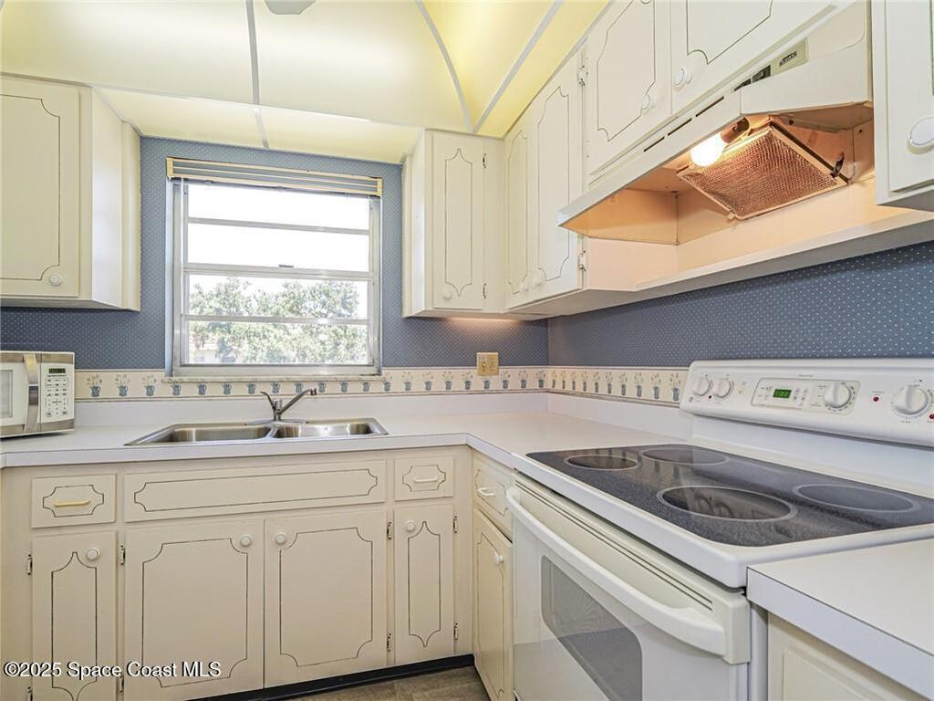 47 Woodland Drive, Vero Beach, FL 32962