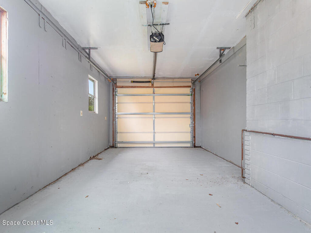 1744 Valencia Avenue, Ormond Beach, FL 32174