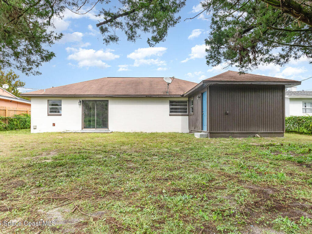 1744 Valencia Avenue, Ormond Beach, FL 32174