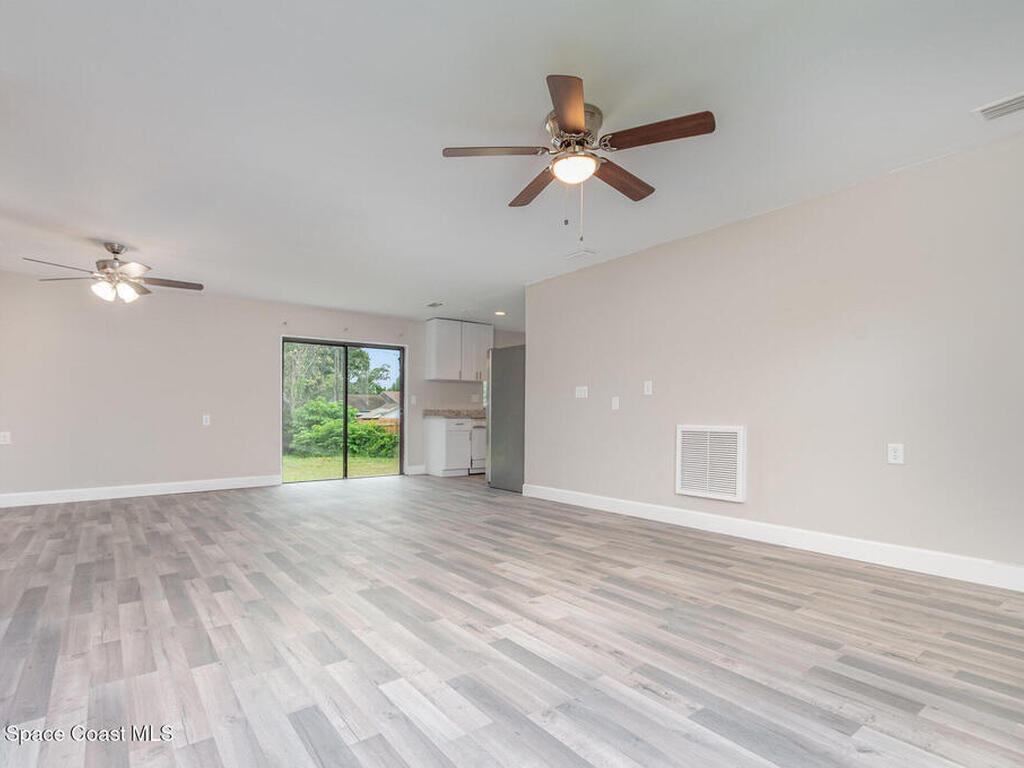 1744 Valencia Avenue, Ormond Beach, FL 32174