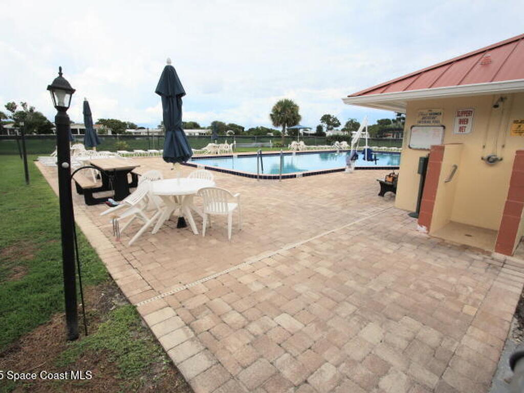 1082 Parkway Lane, Barefoot Bay, FL 32976