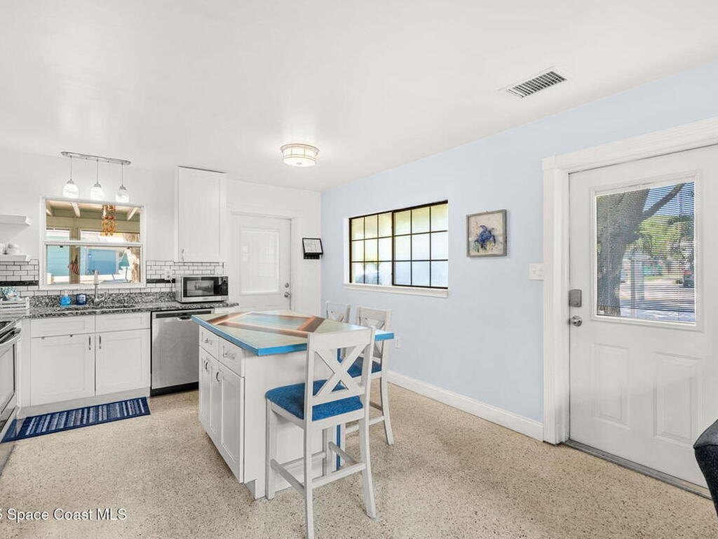 344 N Brevard Avenue, Cocoa Beach, FL 32931