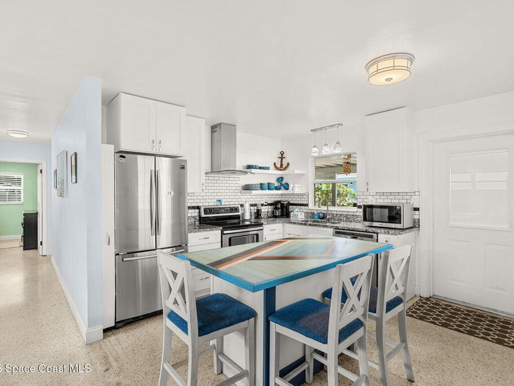 344 N Brevard Avenue, Cocoa Beach, FL 32931