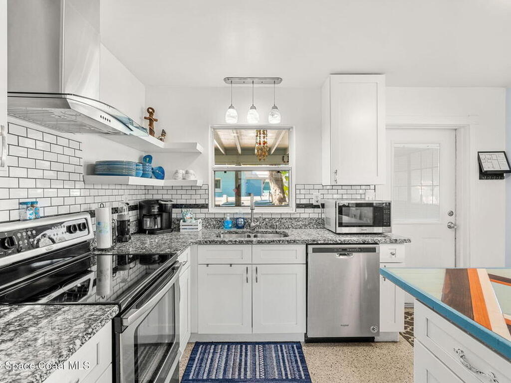 344 N Brevard Avenue, Cocoa Beach, FL 32931