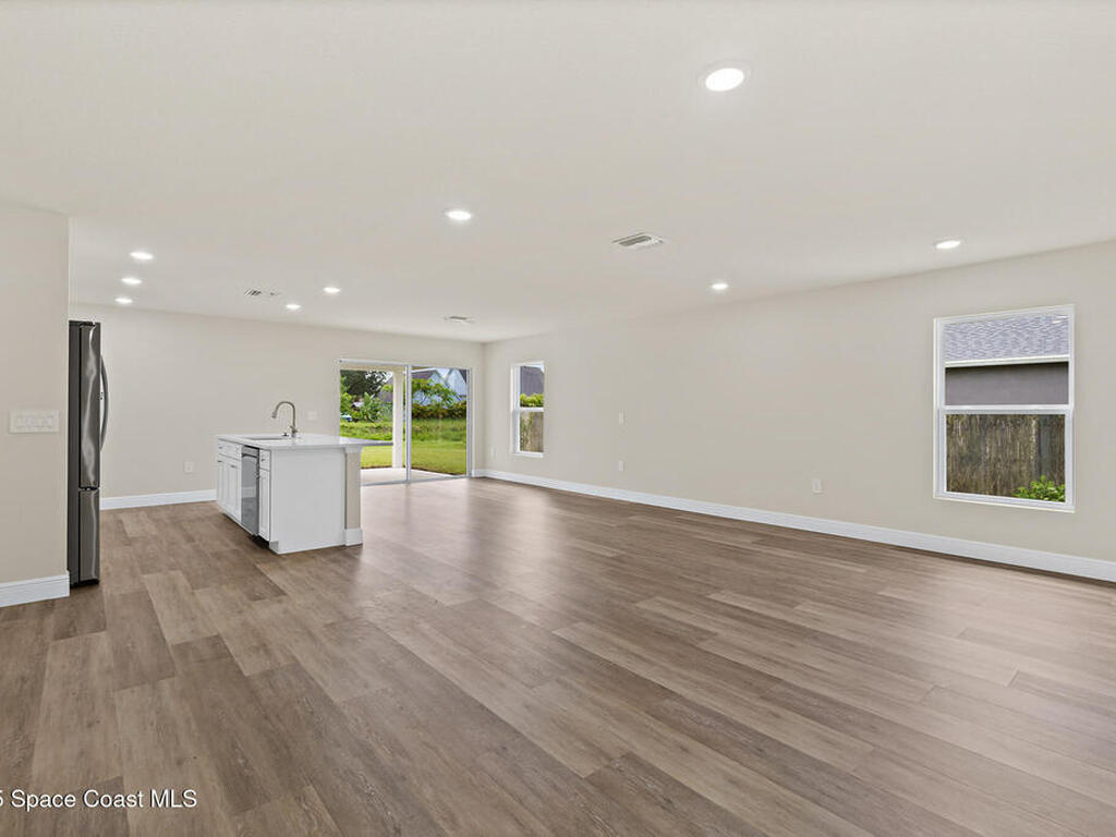 2091 Day Avenue, Palm Bay, FL 32908