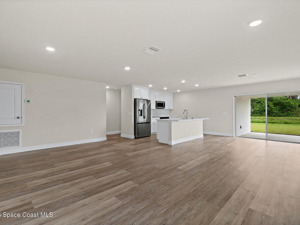 2091 Day Avenue, Palm Bay, FL 32908