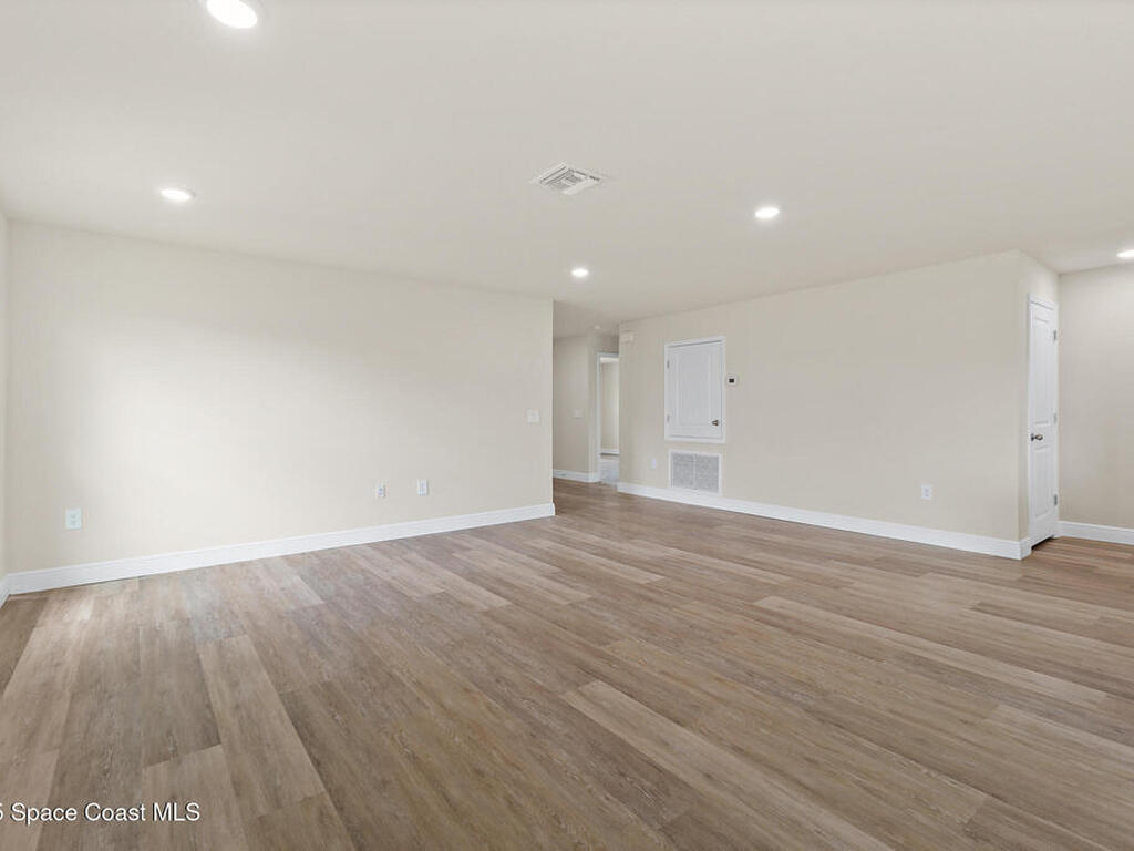 2091 Day Avenue, Palm Bay, FL 32908