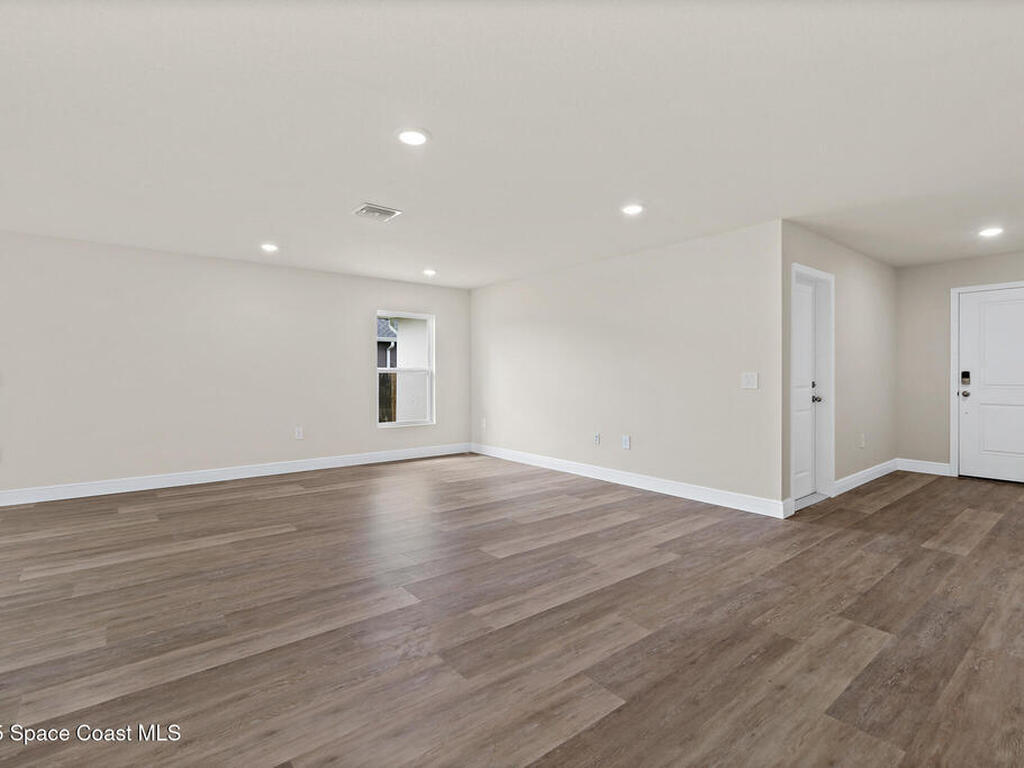 2091 Day Avenue, Palm Bay, FL 32908