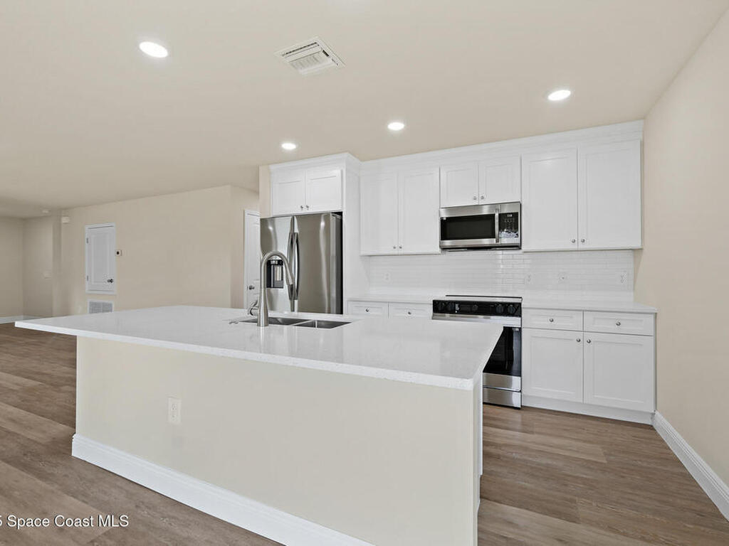 2091 Day Avenue, Palm Bay, FL 32908