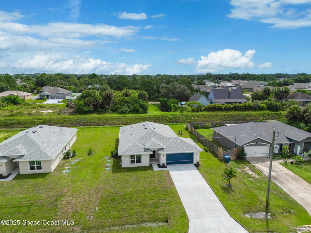 2091 Day Avenue, Palm Bay, FL 32908