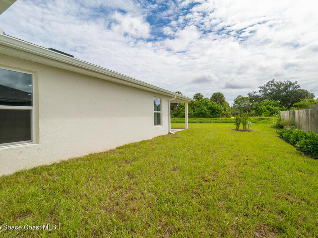 2091 Day Avenue, Palm Bay, FL 32908