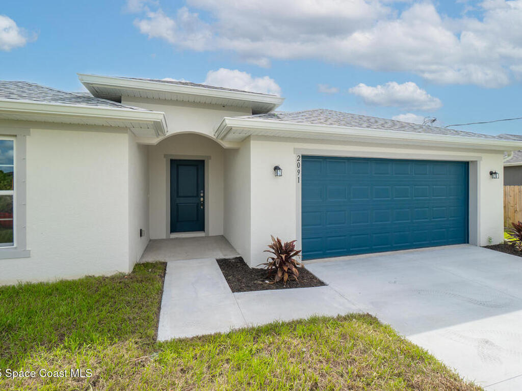 2091 Day Avenue, Palm Bay, FL 32908