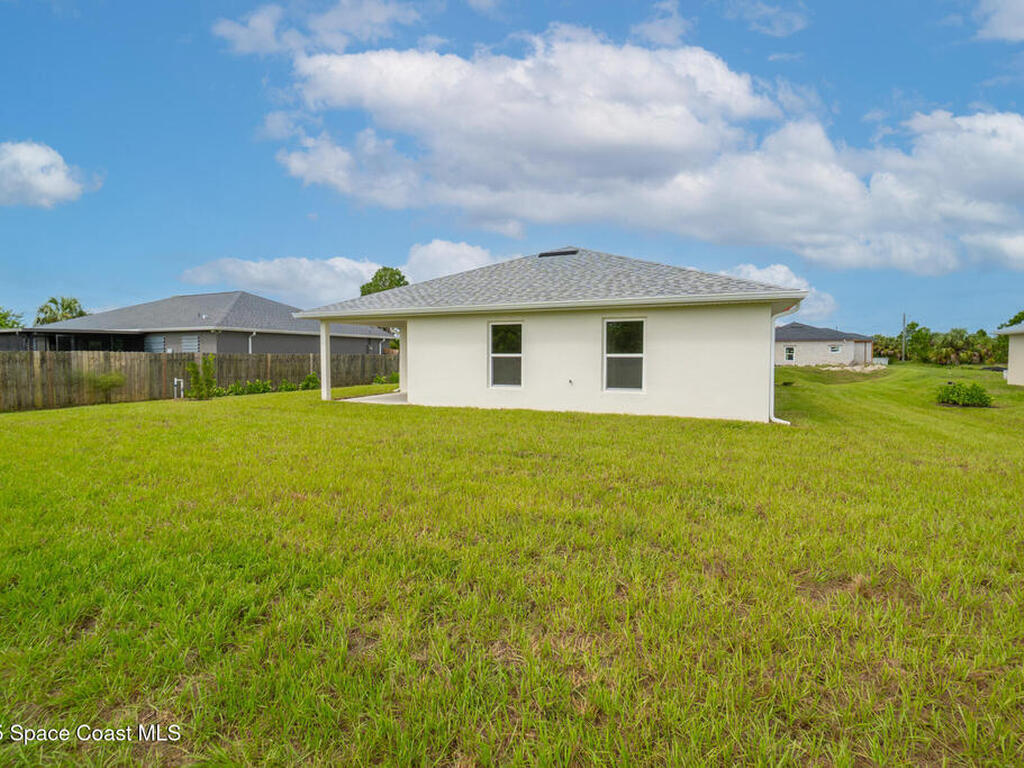 2091 Day Avenue, Palm Bay, FL 32908