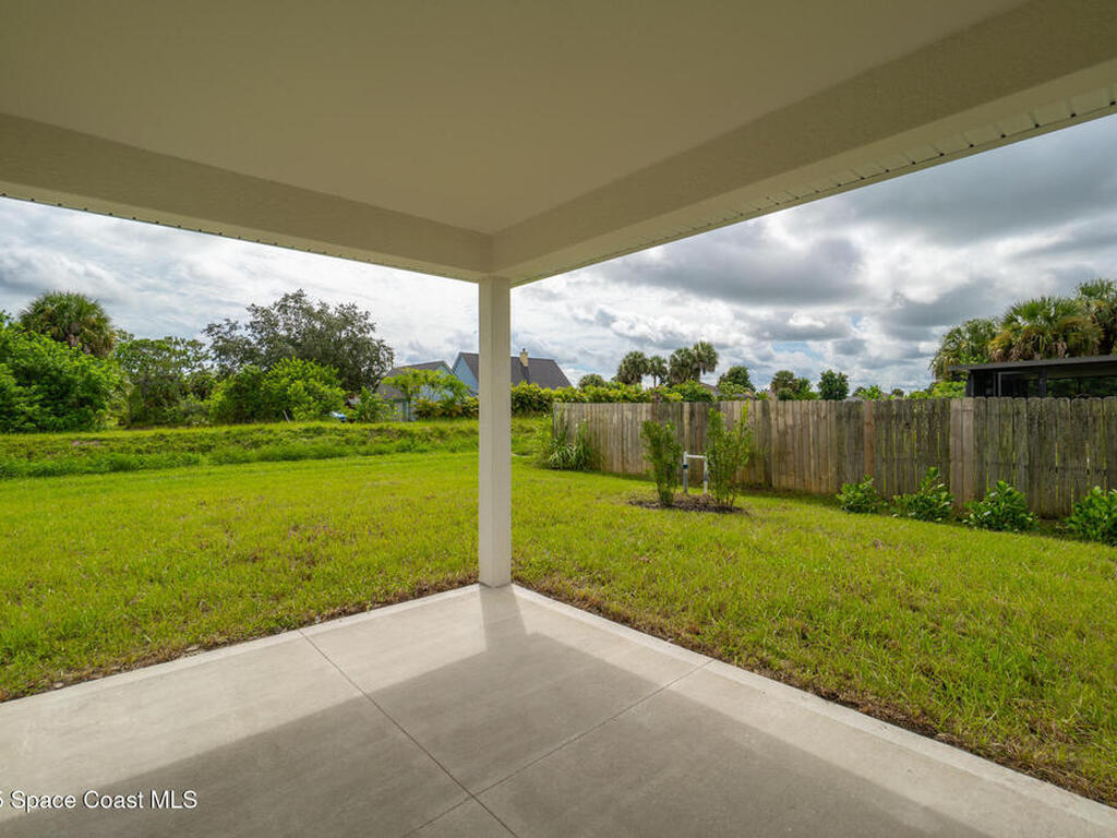 2091 Day Avenue, Palm Bay, FL 32908