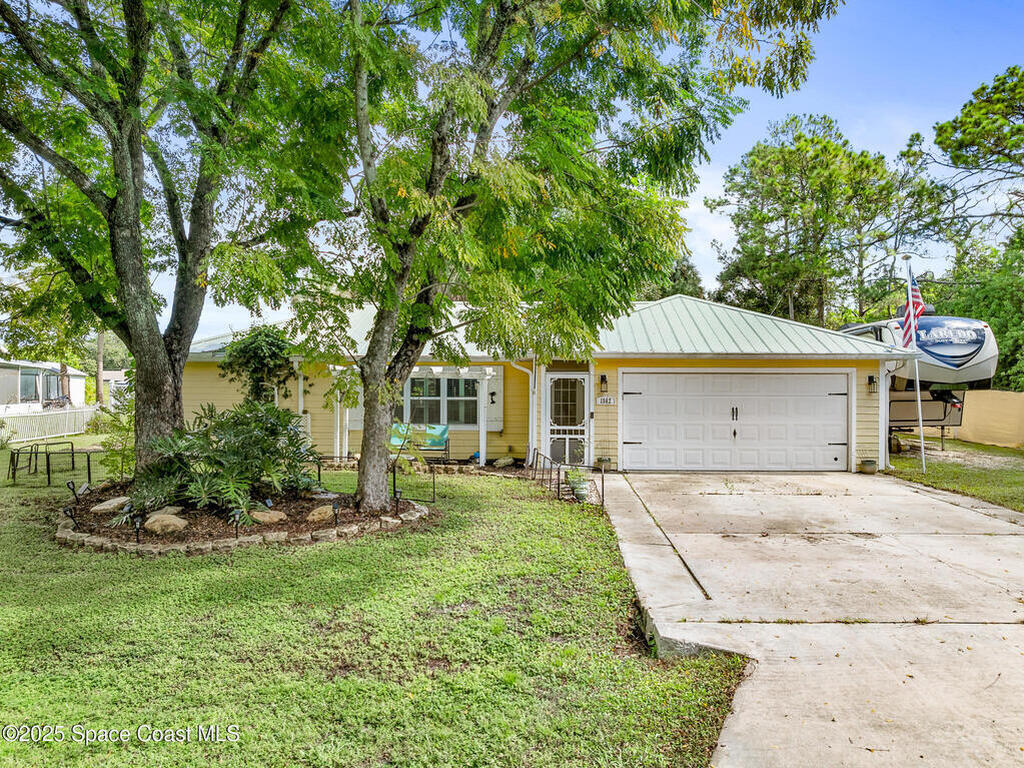 1562 Hayworth Circle, Palm Bay, FL 32907