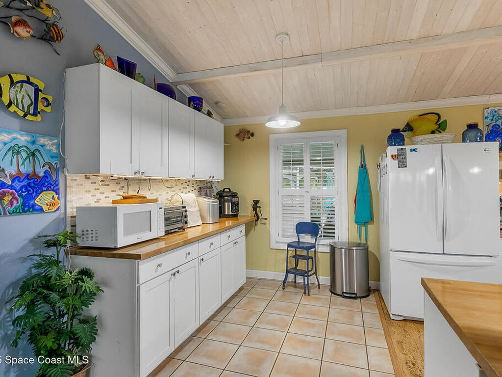 1562 Hayworth Circle, Palm Bay, FL 32907