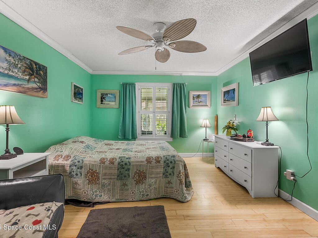 1562 Hayworth Circle, Palm Bay, FL 32907