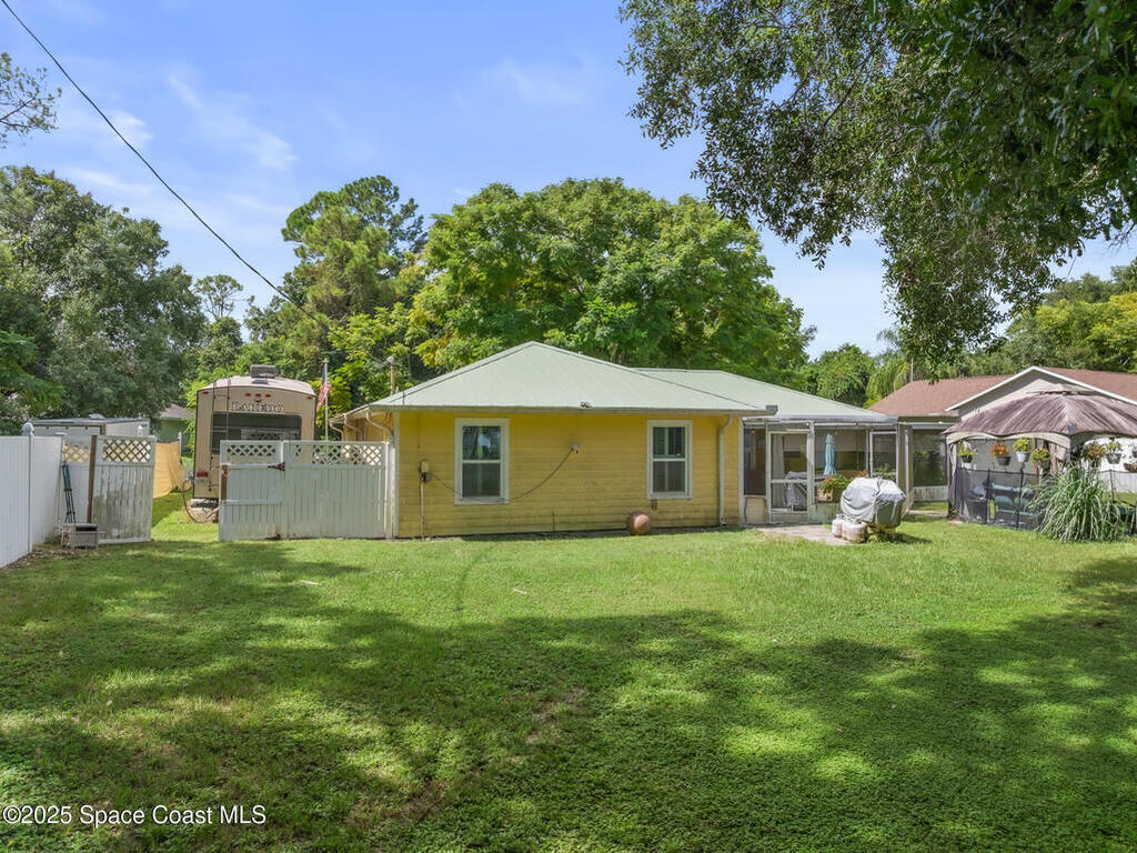 1562 Hayworth Circle, Palm Bay, FL 32907